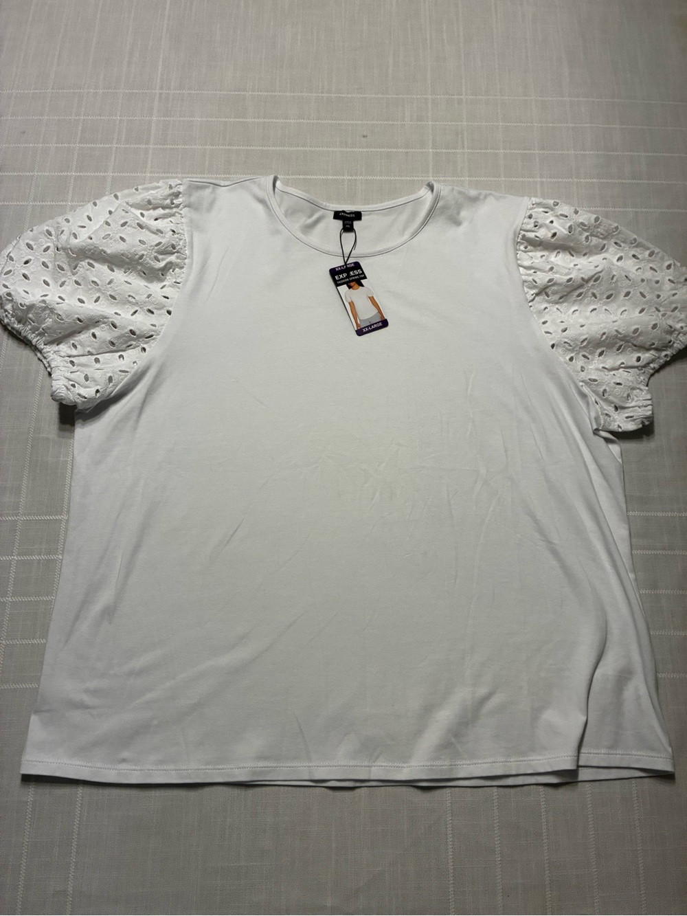 Express White Eyelet Puff Sleeve Tee